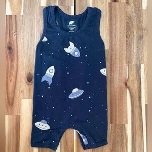 🖤Monica + Andy Baby Space Romper Rockets UFOs Organic Cotton 6–9M
